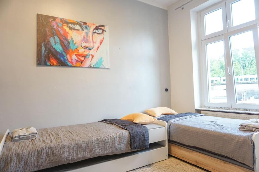 Apartment In Wuppertal - Charmante 3-Zimmer-Oase Mit Kamin Und Badewanne المظهر الخارجي الصورة